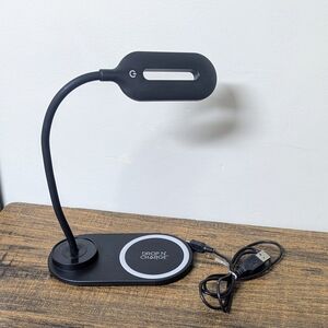 Black Wireless Charger Desk Lamp- 3 Lighting Modes